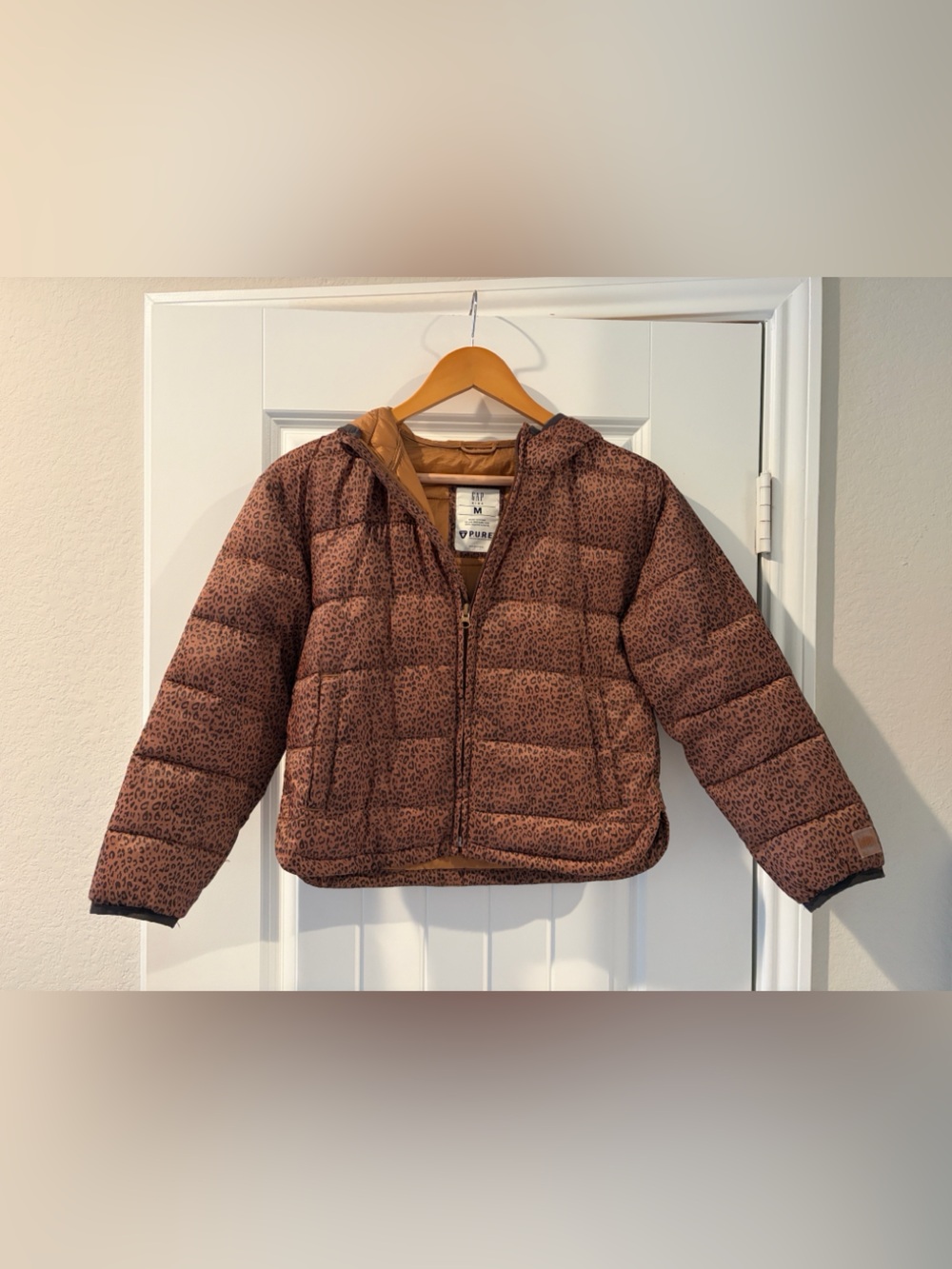 GAP Kids Leopard print Quilted Puffer Jacket Coat, Medium